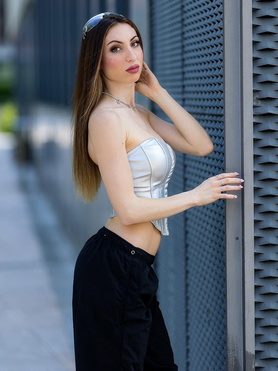 Martina-M-01