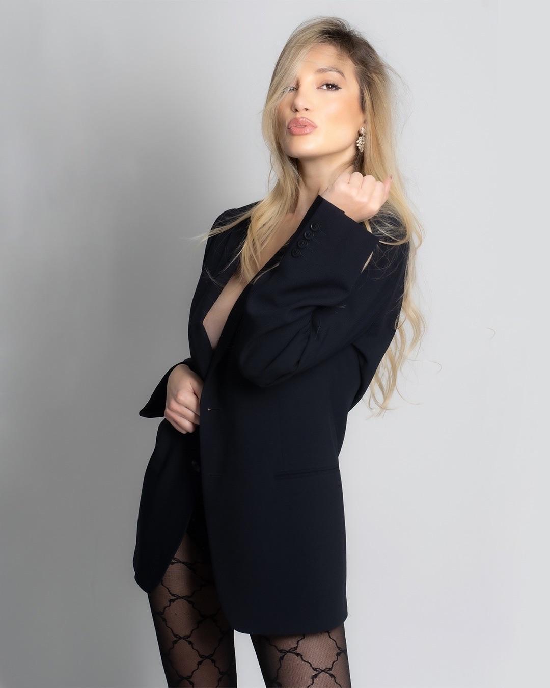 Antonella-C-04 Antonella-C-04