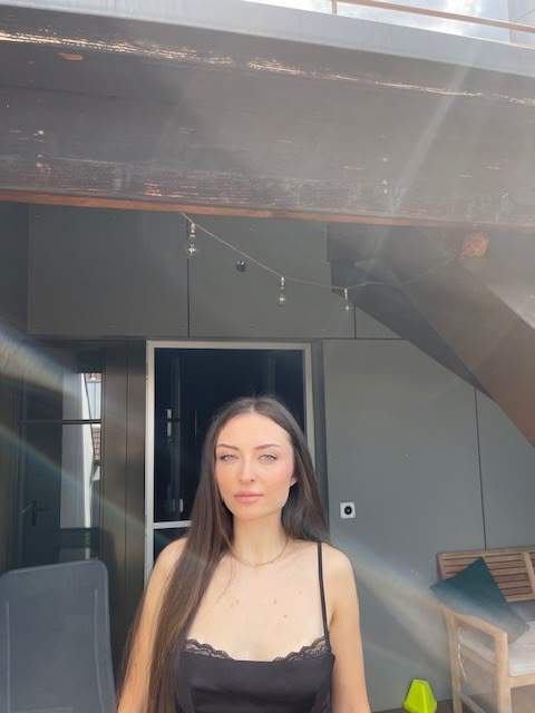 Nicoleta-M-02 Nicoleta-M-02